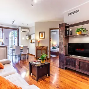 Appartement Prada House - Posto Auto Coperto, Milaan